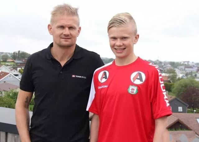 外媒：安哥拉足协邀请阿根廷国家队踢友谊赛的费用为1200万欧（外媒称安哥拉足协邀阿根廷队踢友谊赛，费用达1200万欧元）