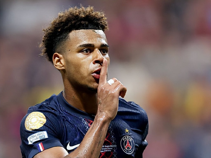 切马：比起布斯克茨，我觉得自己更像罗德里（切马自评：更像罗德里，而非布斯克茨）