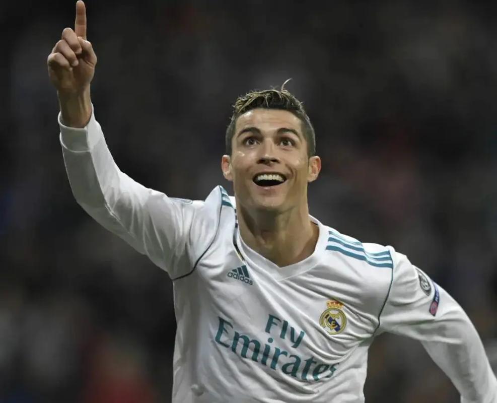 战狼队贡献2射1传！官方：B费当选英超第十五轮最佳球员（英超第15轮最佳出炉：B费当选，对狼队一役2射1传）