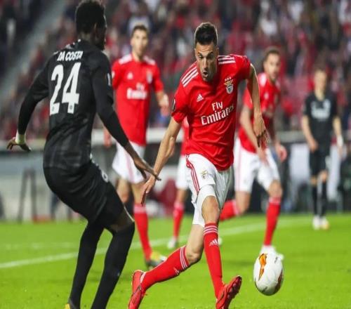 科贝：联赛对阵阿拉维斯的结果，将决定阿隆索在皇马的未来（科贝：与阿拉维斯的联赛赛果或成阿隆索在皇马去留关键）