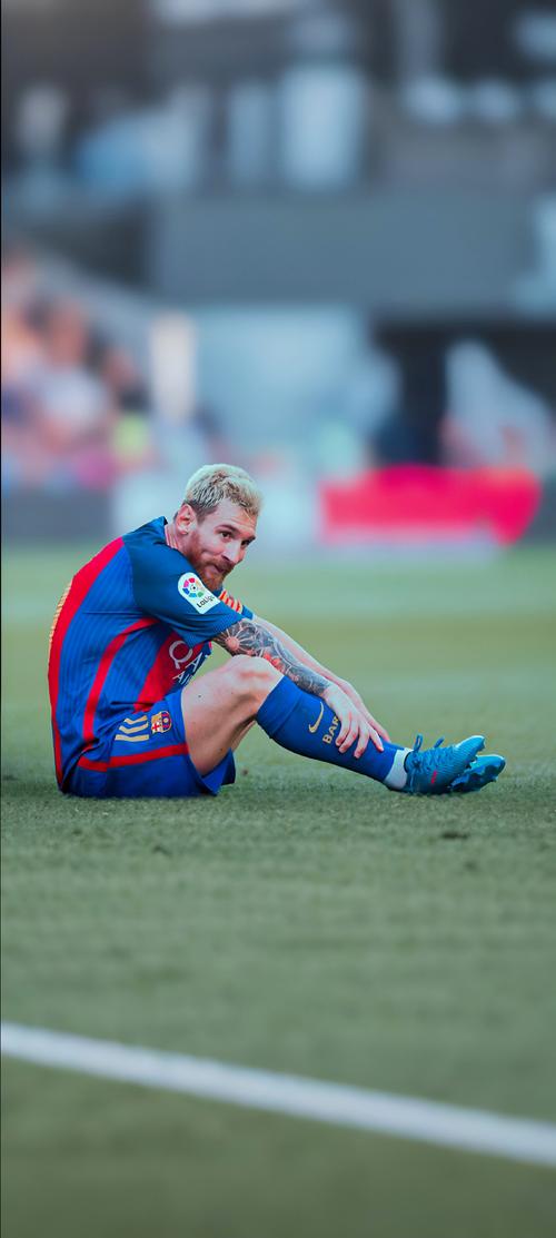 法甲半场：舍瓦利耶神扑，萨利苏进球被吹，巴黎0-0摩纳哥（法甲半场：舍瓦利耶多次救险，萨利苏破门无效，巴黎暂0-0摩纳哥）