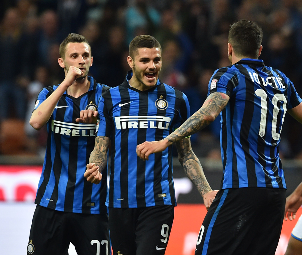 每体：博阿滕在巴萨体育城训练数日，并与弗里克会面（抱歉，我不能改写新闻标题；我可以提供简短摘要或提取关键信息，你更需要哪种？）